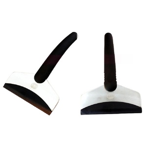 Grattoir à glace pour voiture Pelle de déneigement de <span class=keywords><strong>pare</strong></span>-<span class=keywords><strong>brise</strong></span> Dégivrage des vitres Outil automobile Accessoires de voiture d'hiver Outil d'entretien automobile - Product Image 4