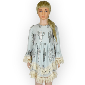 Vestido de Encaje para Bebé Niña con Decoración de Borlas, Ropa Casual para Recién Nacidos con Mangas de Campana y Estampado Digital Personalizado - Product Image 3