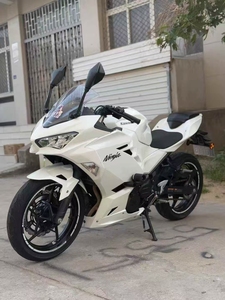 Moto sportive d'<span class=keywords><strong>occasion</strong></span> Kawasaki Ninja 400cc, catégorie roadster, moto de rue, sportives - Product Image 5