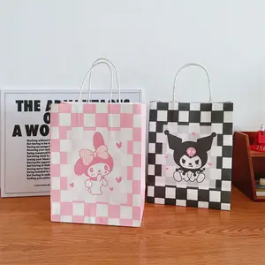Sacchetti regalo di carta per lo Shopping all'ingrosso Cartoon Kuromi Melody scacchiera Grid Logo per piccole imprese sacchetto regalo di carta artigianale con manici