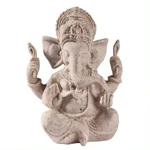 Статуя слона из смолы