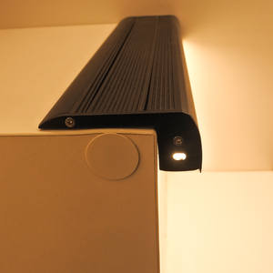 Prix <span class=keywords><strong>de</strong></span> gros k86 lampes d'<span class=keywords><strong>escalier</strong></span> Profil Alu Extrusion <span class=keywords><strong>de</strong></span> canal noir <span class=keywords><strong>pour</strong></span> éclairage <span class=keywords><strong>de</strong></span> <span class=keywords><strong>nez</strong></span> d'<span class=keywords><strong>escalier</strong></span> cinéma étape <span class=keywords><strong>Led</strong></span> Profil en Aluminium - Product Image 3