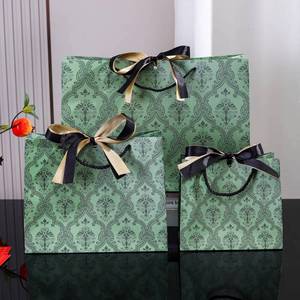 Bolsas de papel Kraft de Rosa <span class=keywords><strong>retro</strong></span> hechas a mano impresas personalizadas, bolsa de papel de lujo de cartón para tienda de ropa, máscara Facia, caja de zapatos, embalaje - Product Image 3