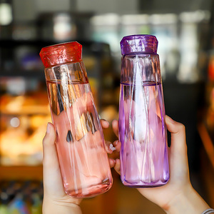 Coupes en Verre Diamantées Étincelantes pour l'Été – Cadeau Créatif Personnalisable pour Couples avec Logo - Product Image 6