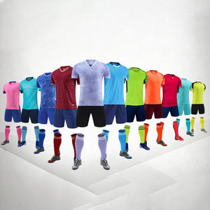 Camiseta de Entrenamiento Personalizada con Estampado de Sublimación de Malla, Ropa Deportiva al por Mayor, Nuevo Diseño de Fútbol, Conjunto de Camiseta de Fútbol para Hombre OEM - Product Image 1