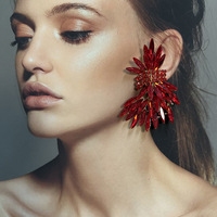Boucles d'oreilles pendantes de luxe ChuYao en alliage plaqué or avec strass en forme de goutte d'eau, bijoux fantaisie pour femme