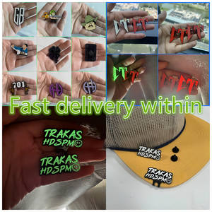 Pines Metálicos <span class=keywords><strong>de</strong></span> Solapa <span class=keywords><strong>de</strong></span> Esmalte Suave Mexicanos al por Mayor, Pines para Sombrero con Apellido Mexicano para Béisbol - Product Image 3