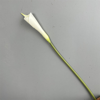 Fleur de Calla de Haute Qualité, Toucher Réel, Réaliste, 66 cm, Calla Artificielle en PU pour la Décoration de Fête, Hôtel, Restaurant