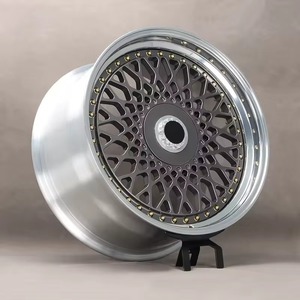 Rueda de coche de pasajeros personalizada de aleación de aluminio forjado de dos piezas con malla retro para vehículos europeos y reacondicionamiento general. - Product Image 1