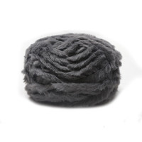 PD Vente en gros Fancy Chunky 100% Polyester Fluffy Soft Handmade Faux Fur Yarn