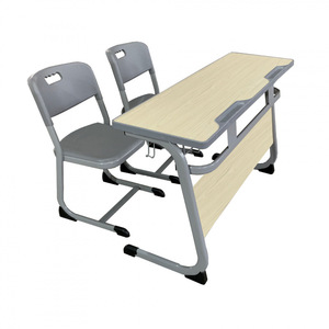 Ensemble bureau et chaise double pour étudiants avec design confortable et réglable pour l'étude en classe au lycée - Product Image 4
