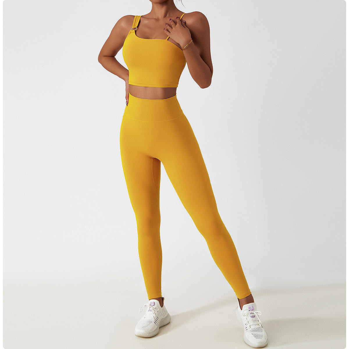 สีเหลือง