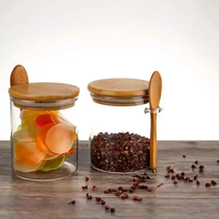 Verrerie de cuisine soufflée à la main de 450ml pot à épices en verre borosilicaté transparent rond sans danger pour les aliments avec couvercle et cuillère en bambou en bois de liège
