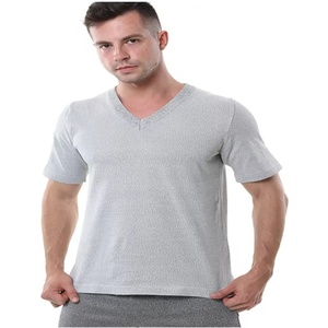 Traje de Seguridad Personalizado Gris, Directo de Fábrica, Resistente a Desgarros, Estilo Camiseta, Material HPPE PE, Venta al Por Mayor - Product Image 1