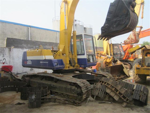 รถขุดโคมัตสึ PC 200 8T ปี 2023 สภาพดี ใช้งานน้อย นำเข้าจากญี่ปุ่นแท้ - Product Image 4