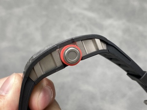 นาฬิกาข้อมือกลไกอัตโนมัติคุณภาพสูงสุดจากโรงงาน ผลิตจากคาร์บอนไฟเบอร์ กันน้ำ ดีไซน์บางเฉียบ รุ่น 055 ผลิตตามสั่ง - Product Image 3