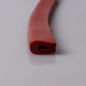 <span class=keywords><strong>Profil</strong></span> <span class=keywords><strong>de</strong></span> forme feuille <span class=keywords><strong>de</strong></span> silicone en métal garniture protection bande d'étanchéité en <span class=keywords><strong>caoutchouc</strong></span> <span class=keywords><strong>pour</strong></span> pare-brise <span class=keywords><strong>de</strong></span> bateau joint - Product Image 2