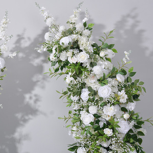 Arche de fleurs artificielles moderne en forme de corne de rose, blanche et verte, pour mariage, Saint-Valentin, toile de fond, arche décorative hautement réaliste pour événements - Product Image 4