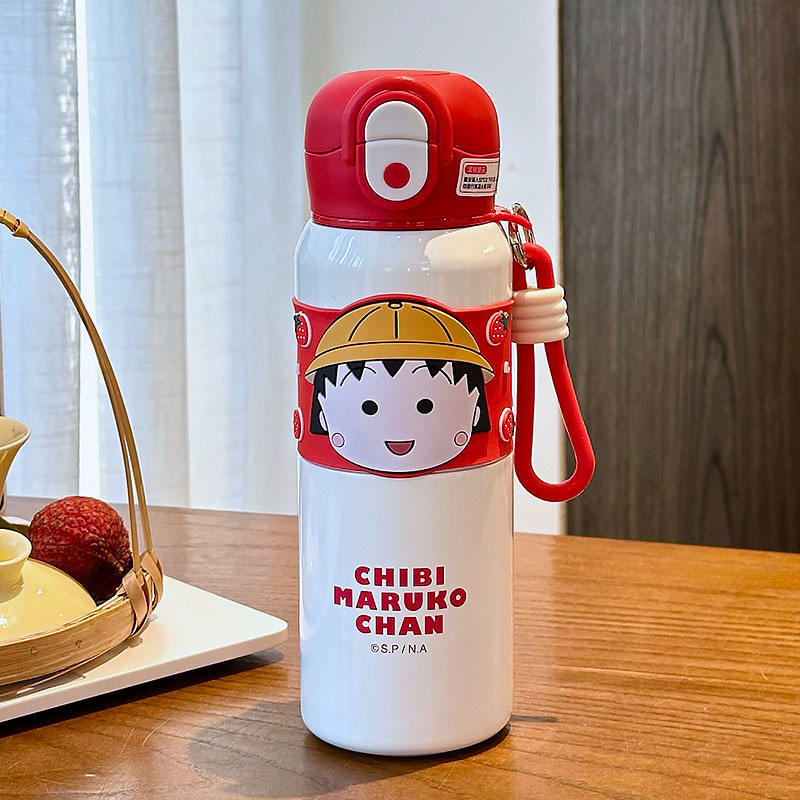 มารูโกะ-จังเป็นสีแดง