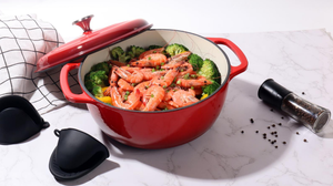 Casserole <span class=keywords><strong>en</strong></span> <span class=keywords><strong>fonte</strong></span> émaillée, pot à frire hollandais, pour sublimer vos repas, prête à rehausser l'esthétique de votre cuisine. - Product Image 2