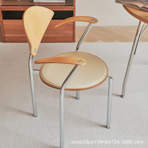Chaise de salle à manger en bois massif, dossier rembourré, design Bauhaus, pour salle à manger, usage adulte, couleur bois naturel - Product Image 4