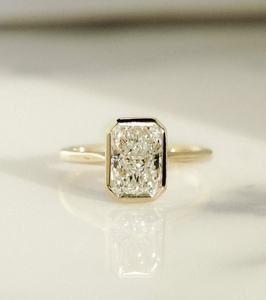 เครื่องประดับสั่งทำพิเศษ แหวนทองแท้ 9k 10k 14k 18k PT ทองคำขาว ทองคำเหลือง ทองคำชมพู เพชรแล็บ/พลอย ผลิตจากโรงงาน - Product Image 1