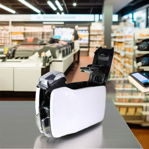 Zebra ZC300 Single- & Dual-Sided Membership/ID Card Impressora com 800300-252CN YMKCO Color Ribbon em Stock - Product Image 3