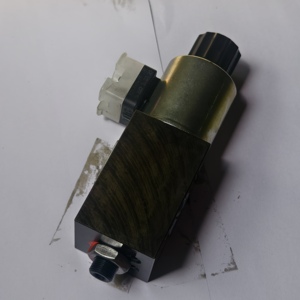 ตัวควบคุมการไหลแบบสัดส่วน RE06M35W2N1KWXG087 - Product Image 1