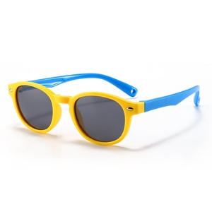 Superhot 21056 Multicolor Basso Prezzo Per Bambini Per Bambini uv400 Occhiali Da Sole Polarizzati Classic Ragazze Dei Ragazzi Del Silicone Telaio Occhiali Da Sole - Product Image 1