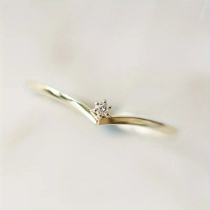Anillo de Diamantes Minimalista T0527 para Mujer, Corte Brillante Redondo, Joyería de Compromiso Natural, Banda de Oro de 14K, Diseño Simple y Elegante - Product Image 1