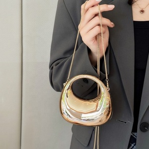 Nueva Bolsa <span class=keywords><strong>de</strong></span> Mensajero Mini Impermeable <span class=keywords><strong>de</strong></span> Moda Transfronteriza, Bolsa Infantil para Lápiz Labial y Monedas <span class=keywords><strong>de</strong></span> Acrílico <span class=keywords><strong>Menisco</strong></span> - Product Image 2