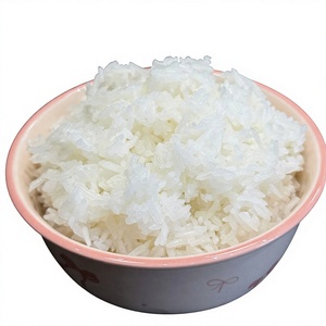 Arroz Blanco Fresco de Grano Corto en Tazón con Borde Rosa, Textura Suave, Listo para Servir, con la Srta. Elena (+84) 966 659 976 - Product Image 1