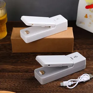 Mini-scelleuse USB rechargeable pour sacs de conservation, clip de scellage, autocollant de scellage pour aliments, collations, gadgets de cuisine - Product Image 3