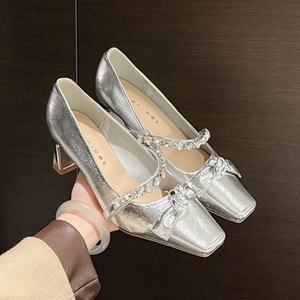 Zapatos de Tacón Alto de Cuero Dorado para Novia, Estilo Chino, Color Champán, con Sofisticación y Antideslizantes, para Bodas de Verano - Product Image 6