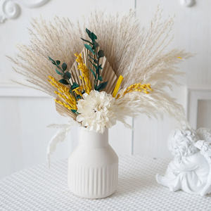 Bouquet de fleurs séchées fraîchement conçu pour des espaces domestiques élégants, fleurs durables idéales pour la chambre, le salon et le bureau - Product Image 6