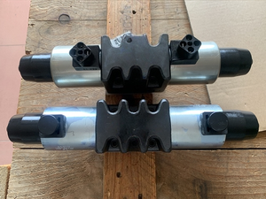 Vanne directionnelle à solénoïde DS5-SA2/14N-D24K1 DS5–TA02/14N-D24K1 DS5-S9/14N-D220K1/F DS5–TA/14N-D24 K1 DSE3-C16V-11N-D24K1 - Product Image 2