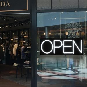 オープンサインビジネス12V/2A超明るいLEDネオンサイン22インチ軽量ビジネス店先窓ガラスドア小売店用 - Product Image 2