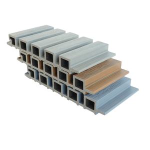 Panneaux muraux rainurés en WPC pour usage extérieur, alternative au bois, revêtement mural en composite bois-plastique de haute qualité pour extérieur - Product Image 2