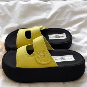 Sandalias de plataforma con tacón alto para mujer, nuevas chanclas de verano para vacaciones en la playa - Product Image 3