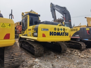 Used Japan KOMATSU PC200-<b>8</b> 20TON Of <b>Excavators</b> In Good Condition Low Price Second-hand - Product Image 5
