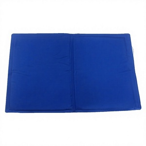 Cuccia per Cani Pieghevole Premium Riutilizzabile Eco-friendly Quadrata, Materasso Moderno in PVC Impermeabile con Gel Rinfrescante, Tappetino Solido Estivo per Cuccioli - Product Image 1
