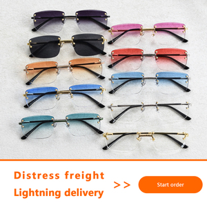 Haute qualité nouvelle lentille de couleur sans cadre lunettes de soleil carrées en gros dégradé hommes femmes Ins personnalité printemps charnière lunettes de soleil - Product Image 2