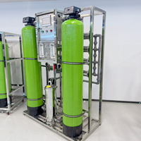 Système de purification d'eau RO commercial automatique 1500 LPH pour la production à petite échelle de fabricants d'eau en sachet
