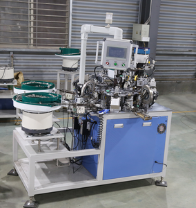 Ligne de production d'assemblage automatique de charnières de meubles, contrôlée par PLC, haute capacité 45-50P/<span class=keywords><strong>M</strong></span> pour les usines de fabrication - Product Image 2