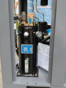 Compresseur d'air à vis Airking 10HP 7.5KW 0.33-1.1M3/min à économie d'énergie, technologie VFD à aimant permanent pour un <span class=keywords><strong>fonctionnement</strong></span> continu - Product Image 4