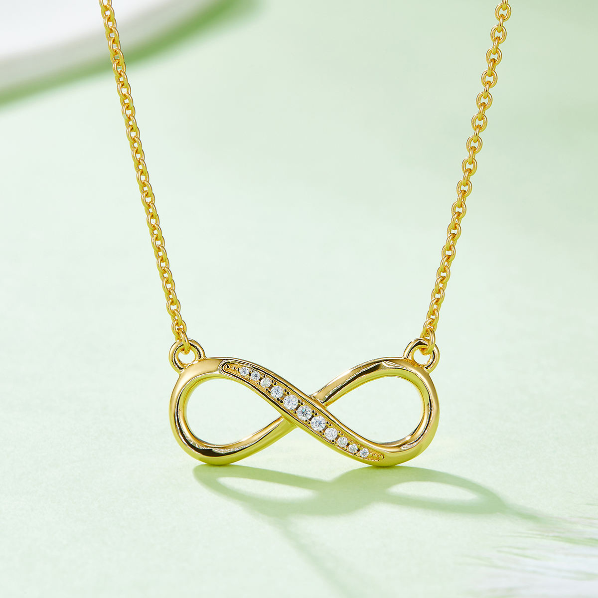 สีเหลือง