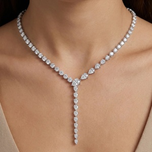 Collar de Diamantes en Forma de Pera Redonda y Graduada - Oro de 9k, 14k, 18k - Product Image 2