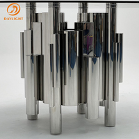 Ensemble de table à manger en verre trempé rond moderne de luxe de conception italienne Capacité de 6 à 8 chaises Forme ovale élégante pour un usage domestique ou hôtelier