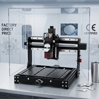 Máquina de grabado láser semiconductor CNC Router 3020 Plus de escritorio con husillo de 3 ejes y 500W, con carcasa para etiquetas de mascotas y vasos.