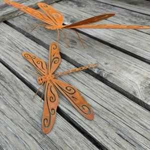 Décoration murale rustique en métal en forme de libellule, finition rouillée, ornement d'art de jardin pour patio, cour, pelouse, pot de fleurs, vente en gros - Product Image 3